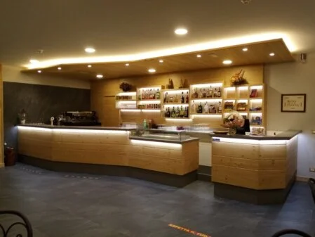 Arredamento bar hotel Milano Monza Brianza Bergamo