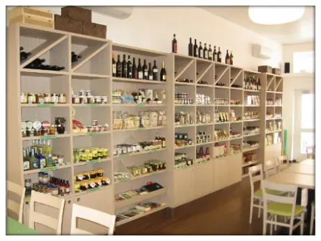Arredamento Negozio food Milano Arredamento Bar negozio alimentari food Milano Milano Bergamo Brescia Monza Brianza Lecco Pavia Cremona Crema